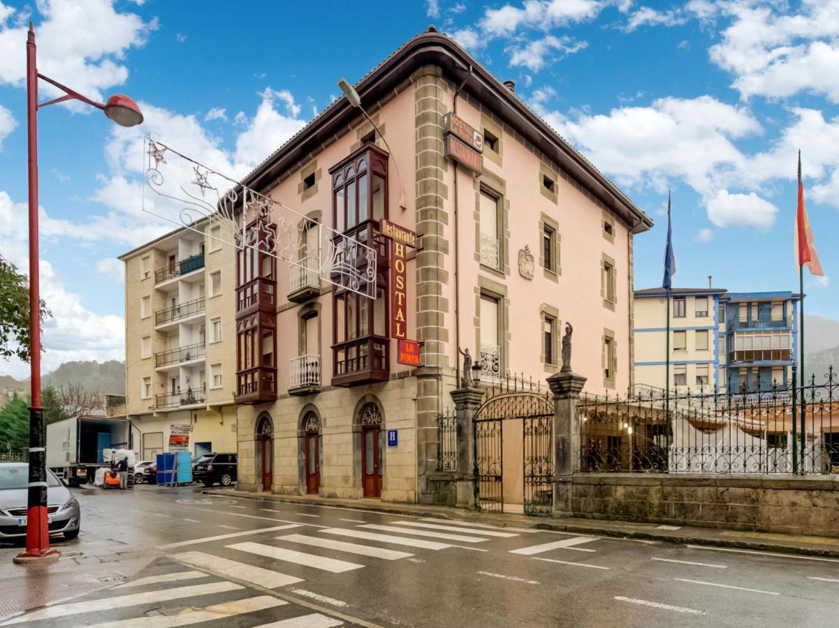 Hostal Restaurante La Pinta Ампуэро Экстерьер фото