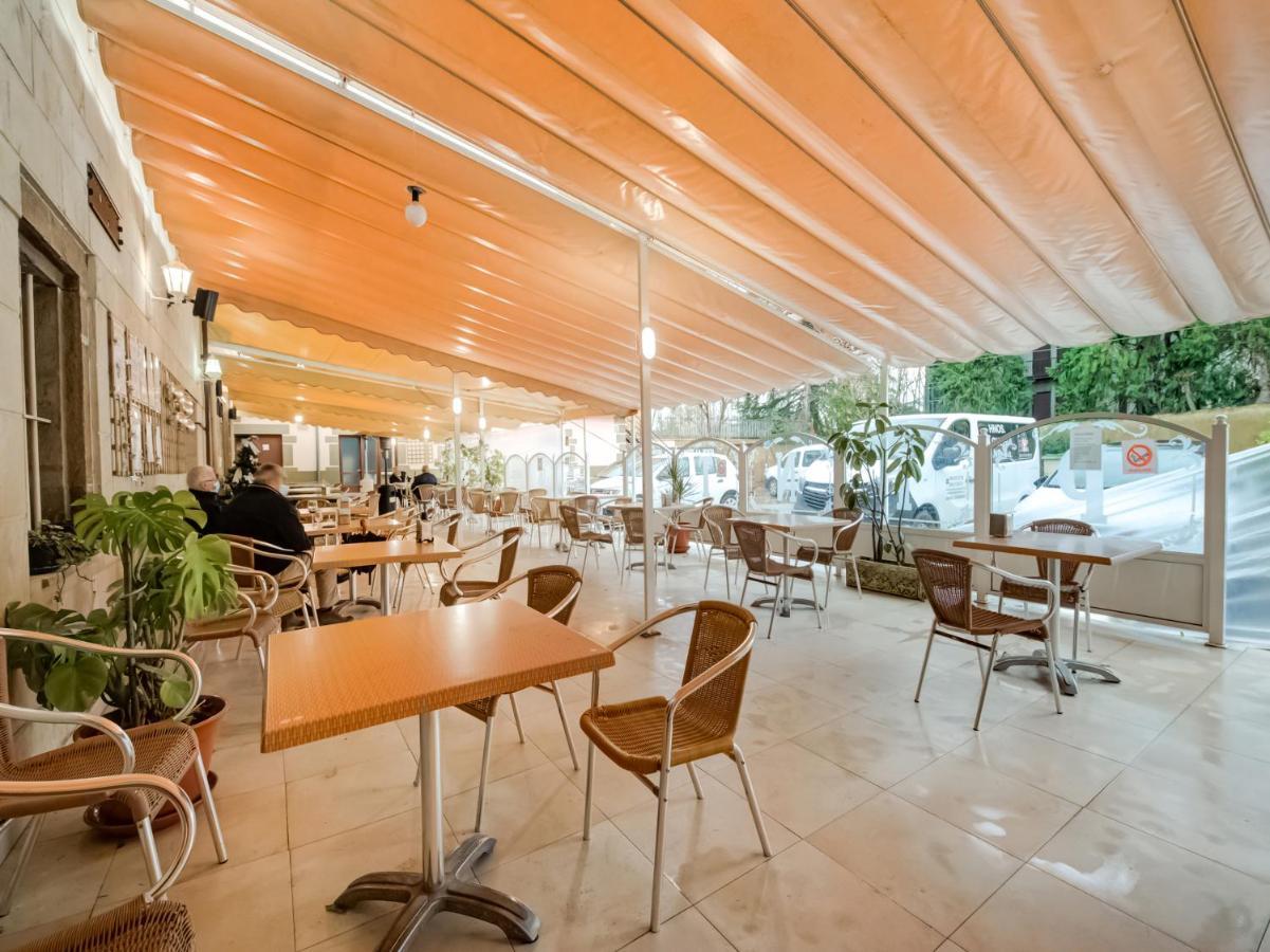 Hostal Restaurante La Pinta Ампуэро Экстерьер фото